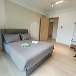 -30 Off Monthly L Premium Muji 1Br Suites