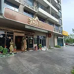 -30 Off Monthly L Premium Muji 1Br Suites